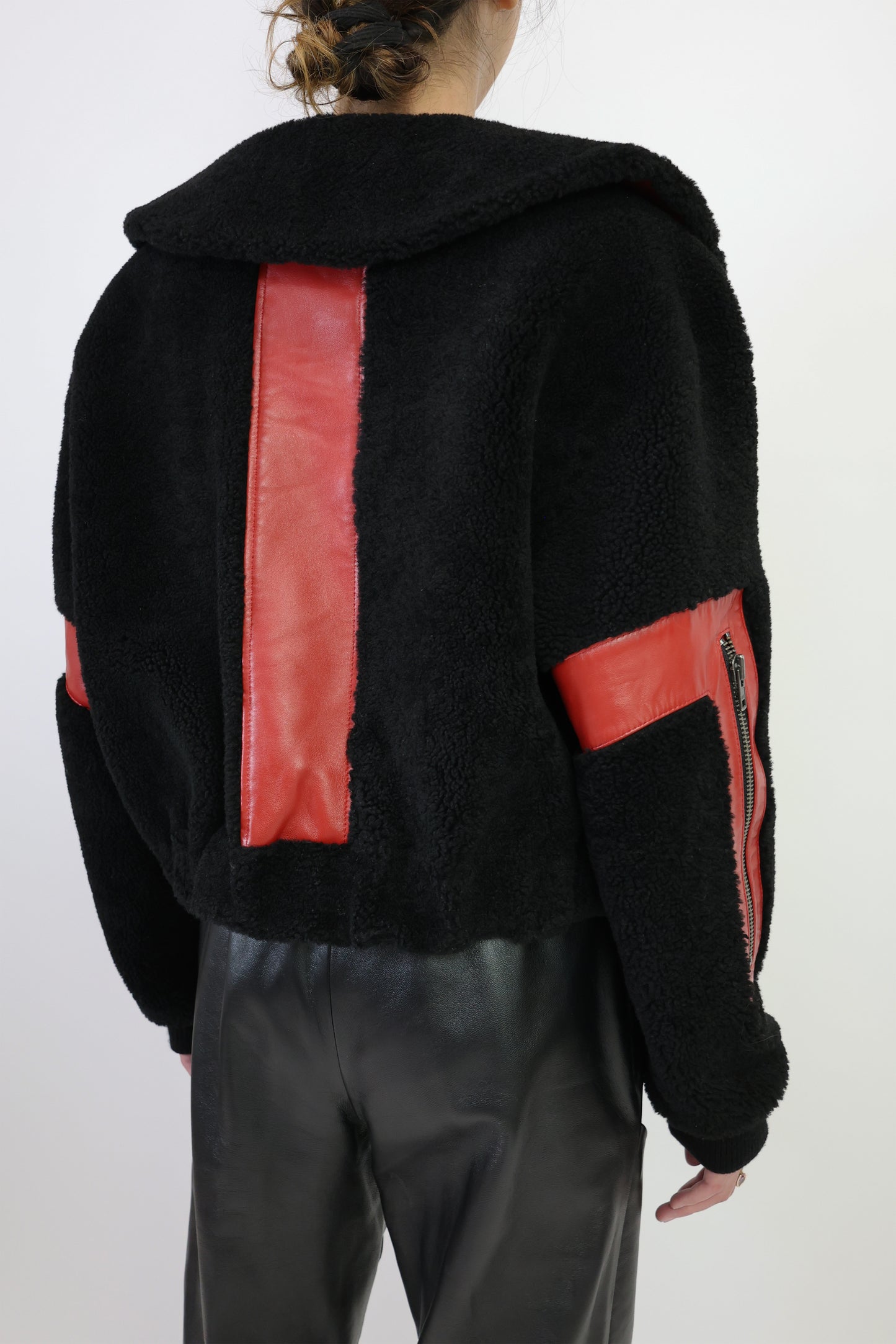 UNISEX CROPPED SHEARLING & NAPPA LEATHER JACKET